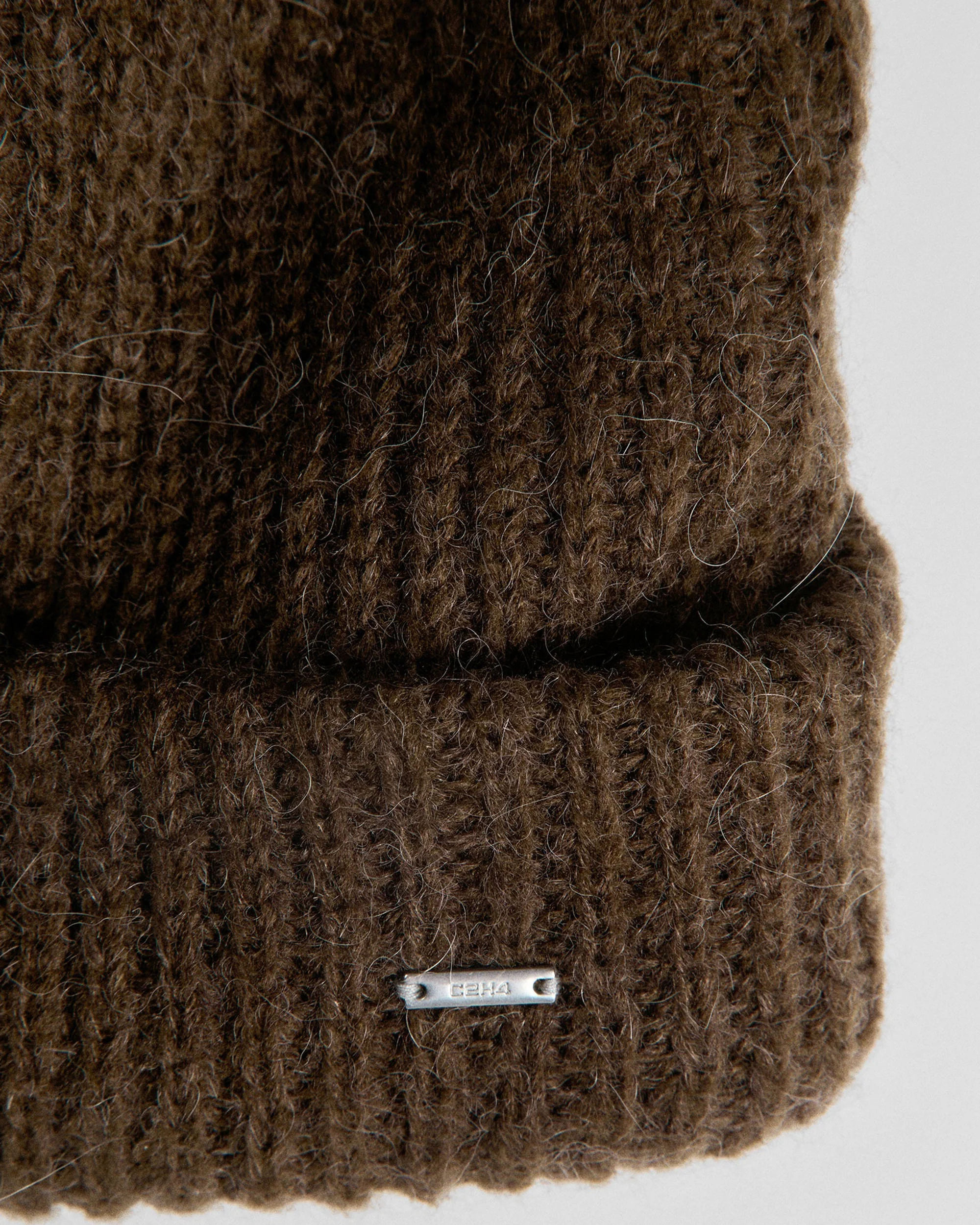 011 - Vrille Beanie - Image 22