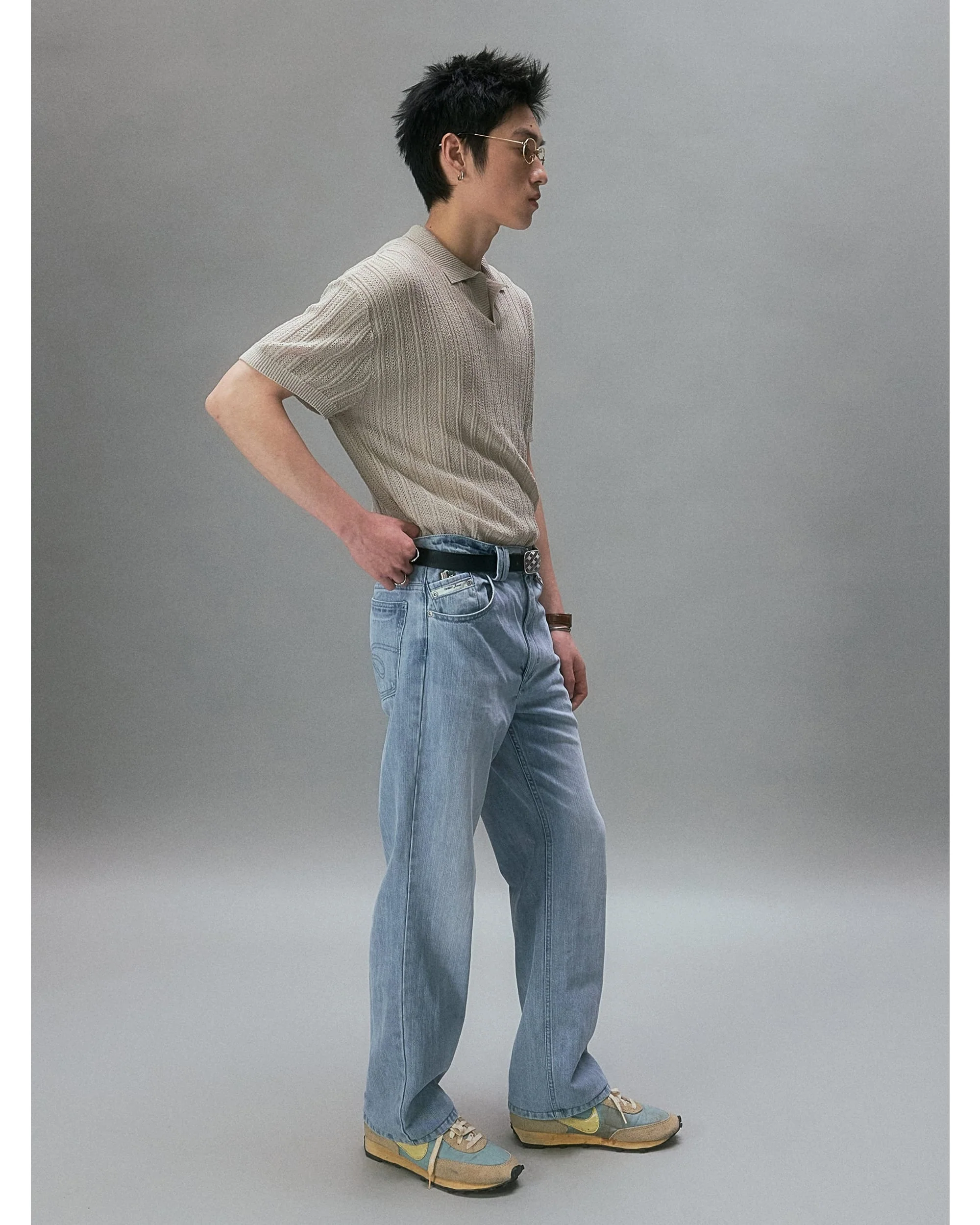 Brad Pitt’s Slim Straight Jeans - Image 6