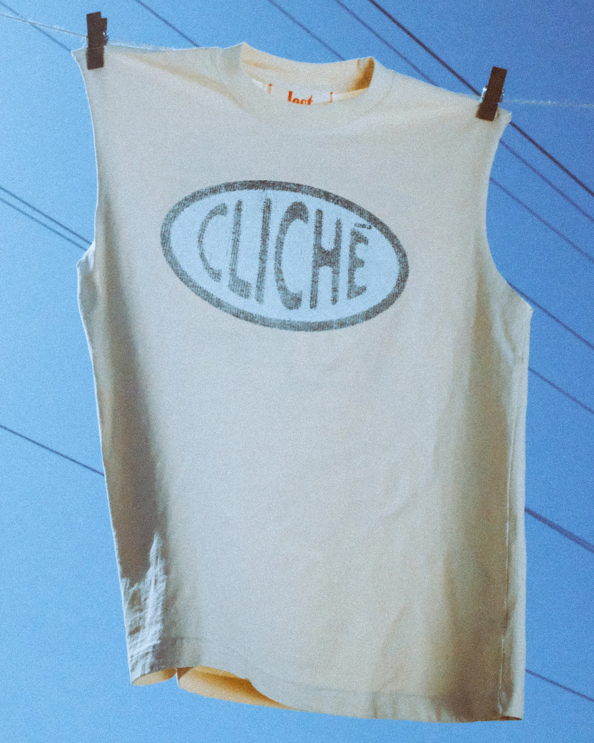 cliché cream cut off tank - Image 3