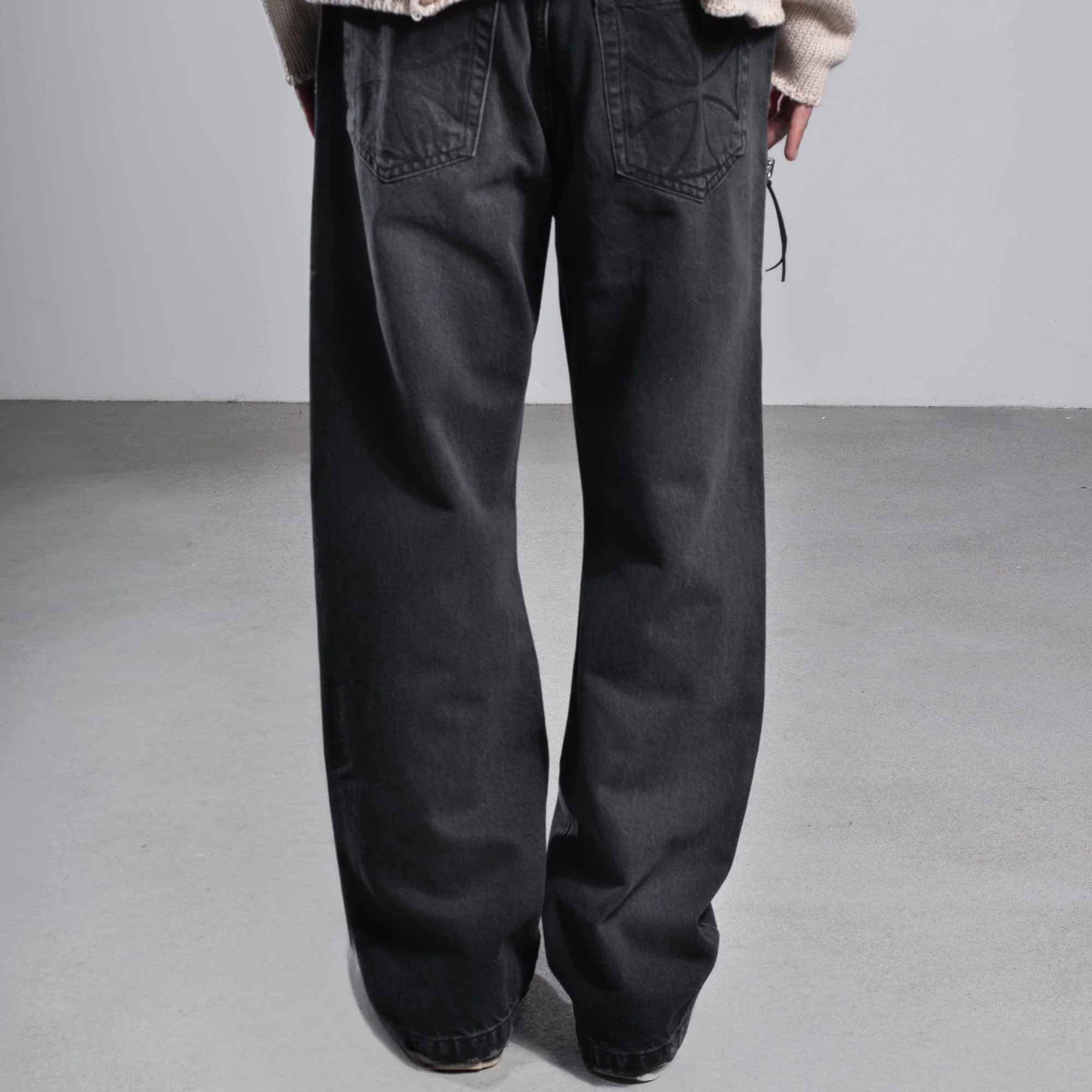 CROSS POCKET PHRASE JEANS - Image 9