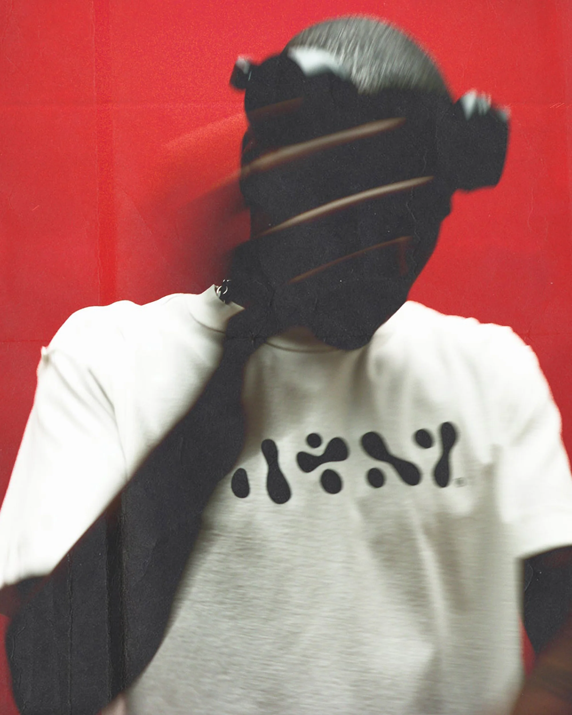 filthy® blot logo tee - Image 3
