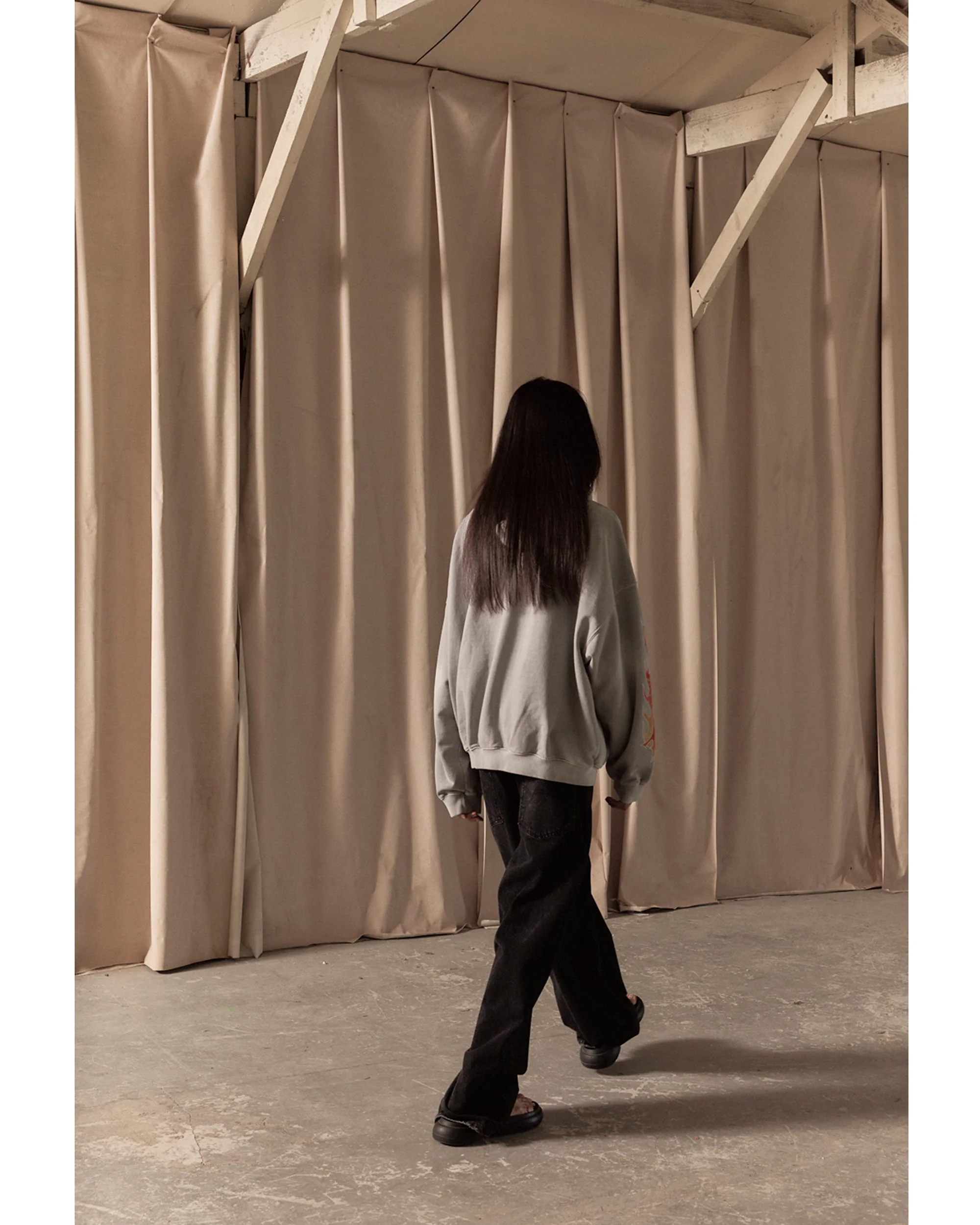FLAME BEADS HOODIE / GRAY - Image 8