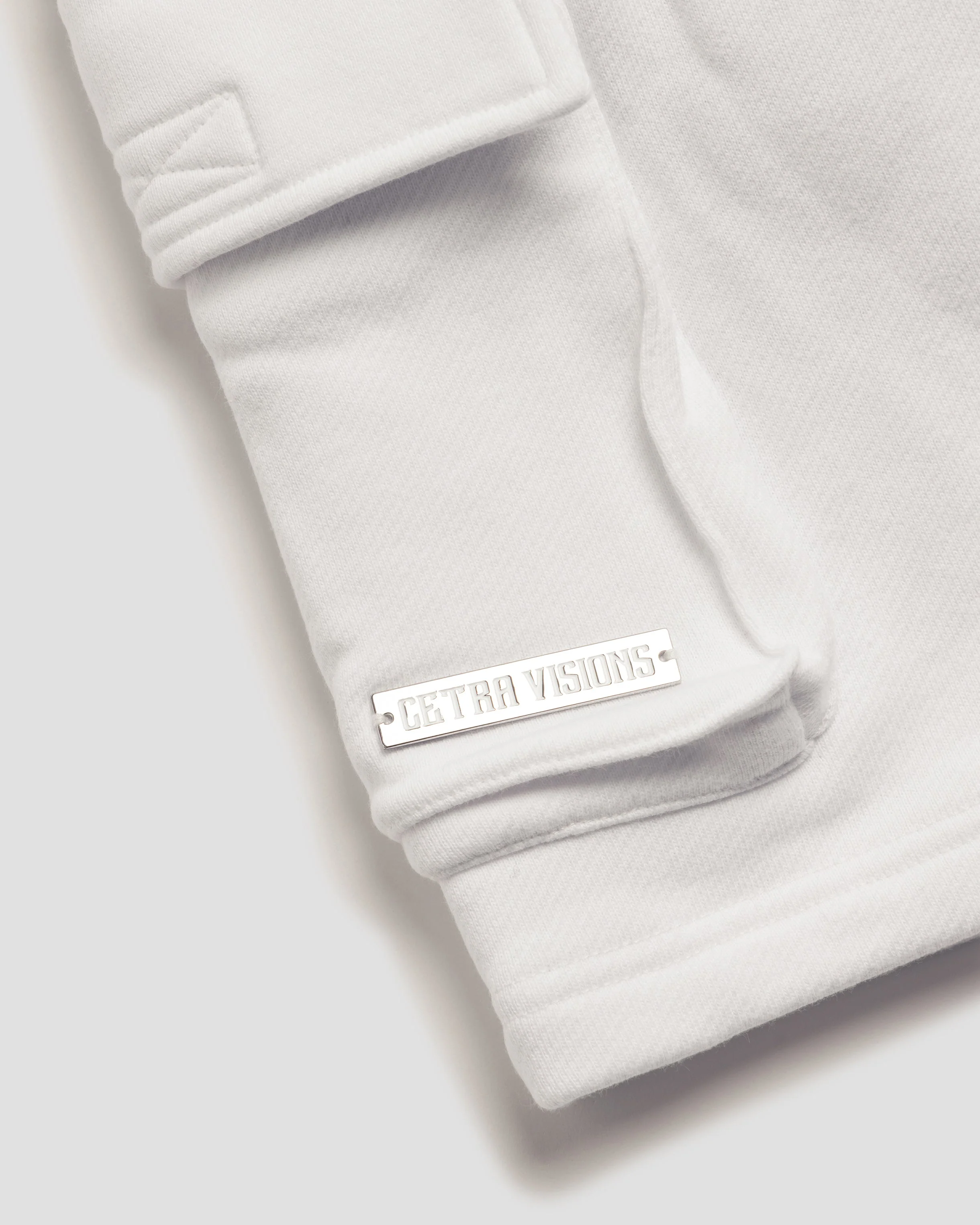 HEAVENLY WHITE CARGO SHORTS - Image 15