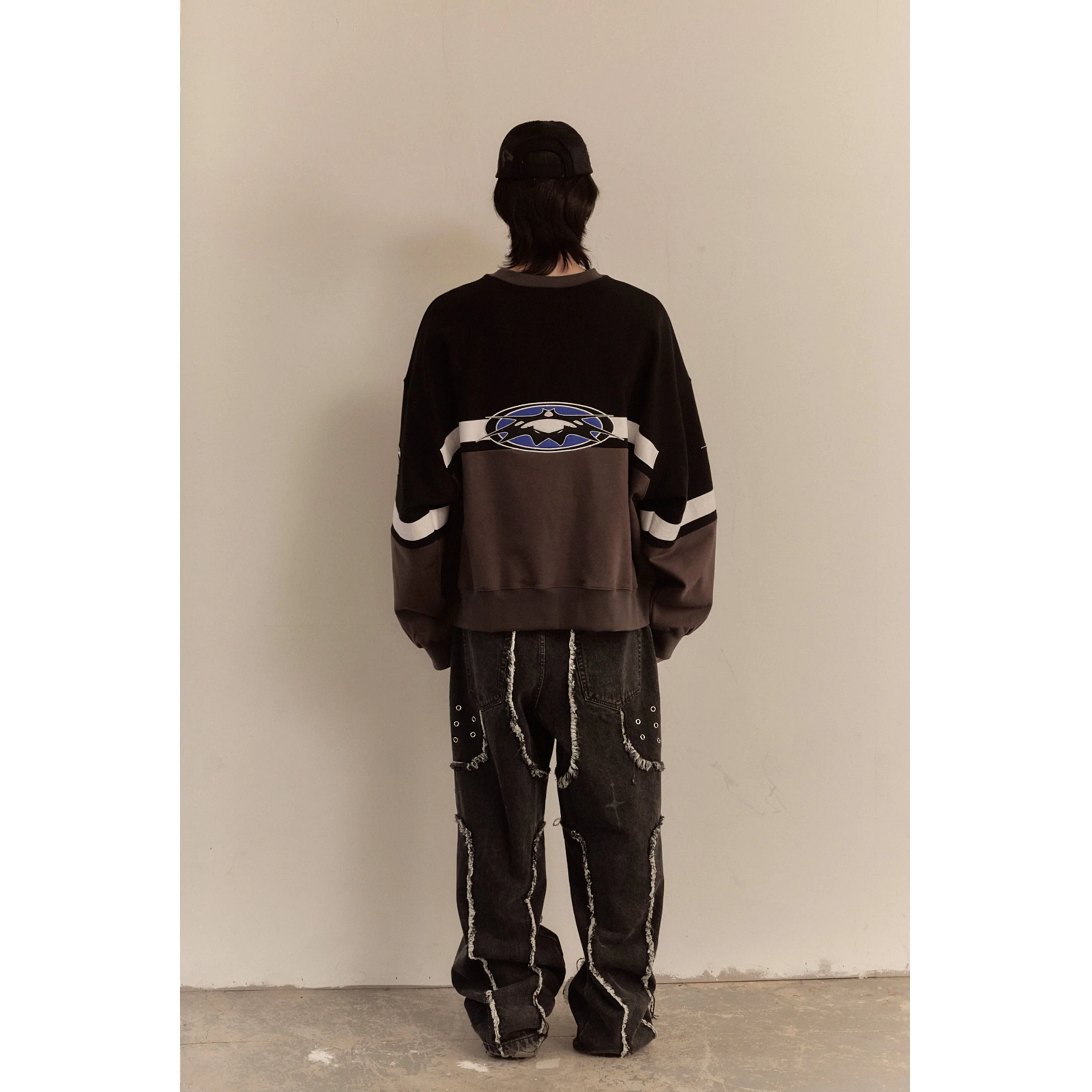 HOCKEY JERSEY SWEAT / CHARCOAL - Image 29