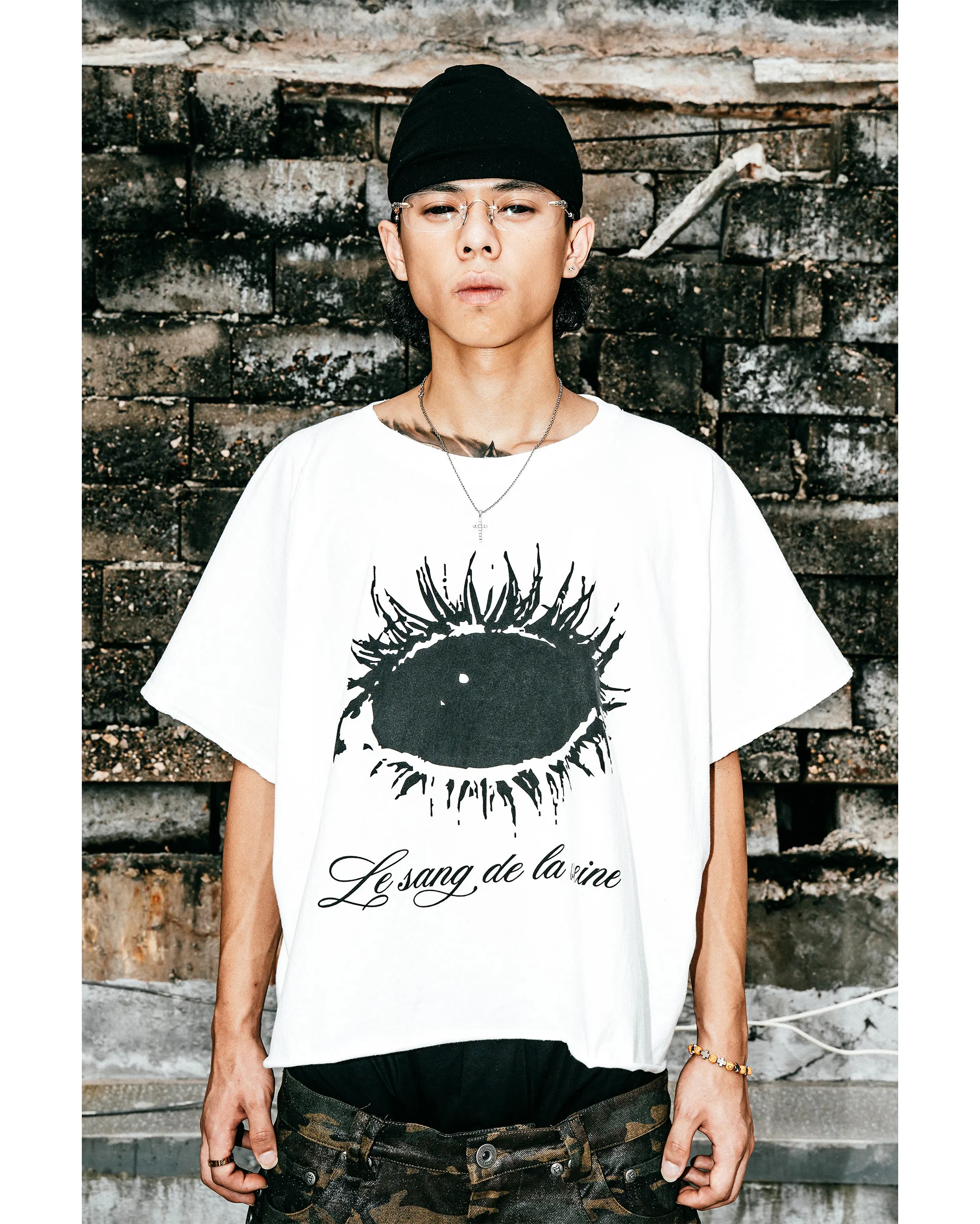 Julien Eye Loose T-shirt in White - Image 2