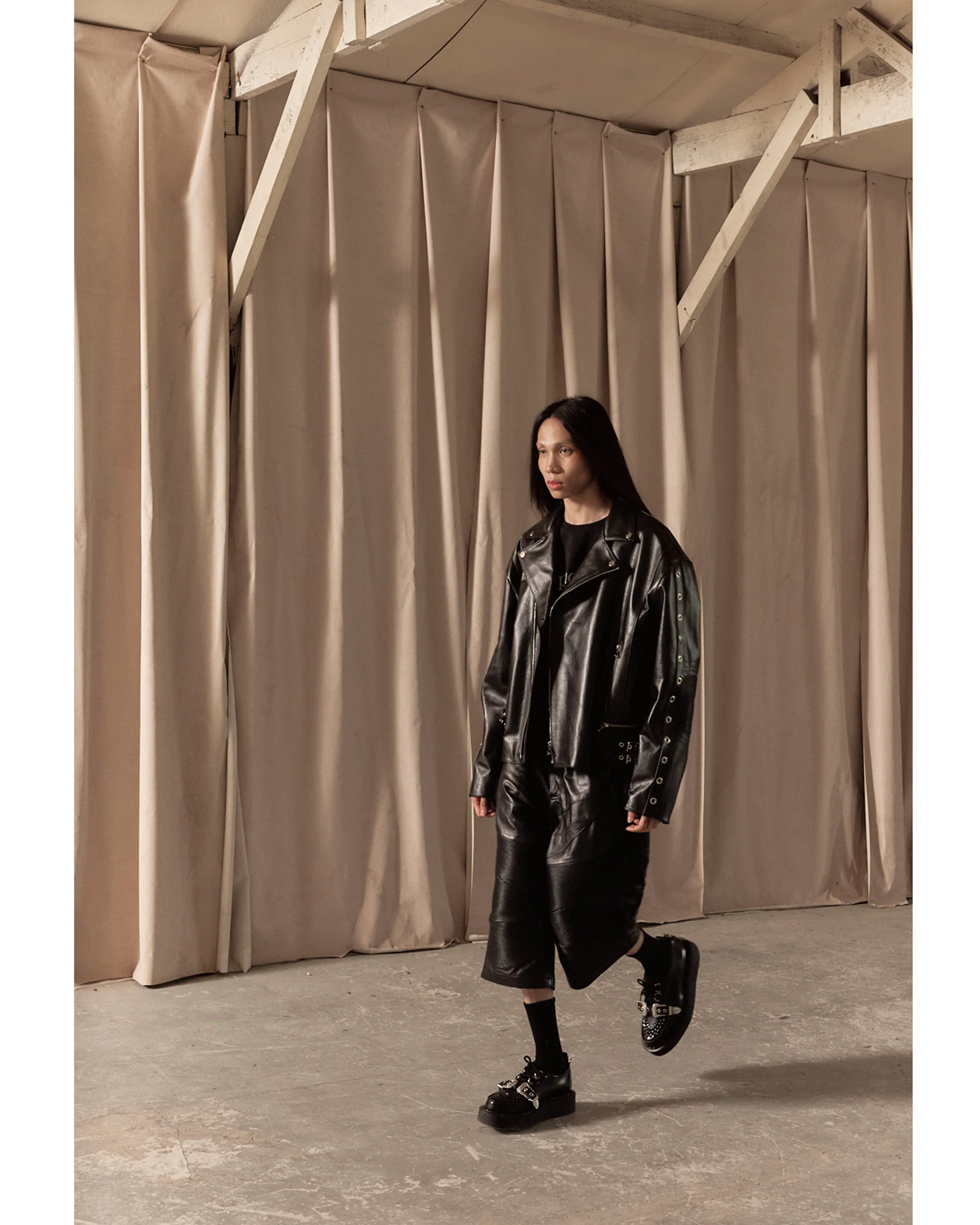 LEATHER BIKER HALF PANTS / BLACK - Image 2