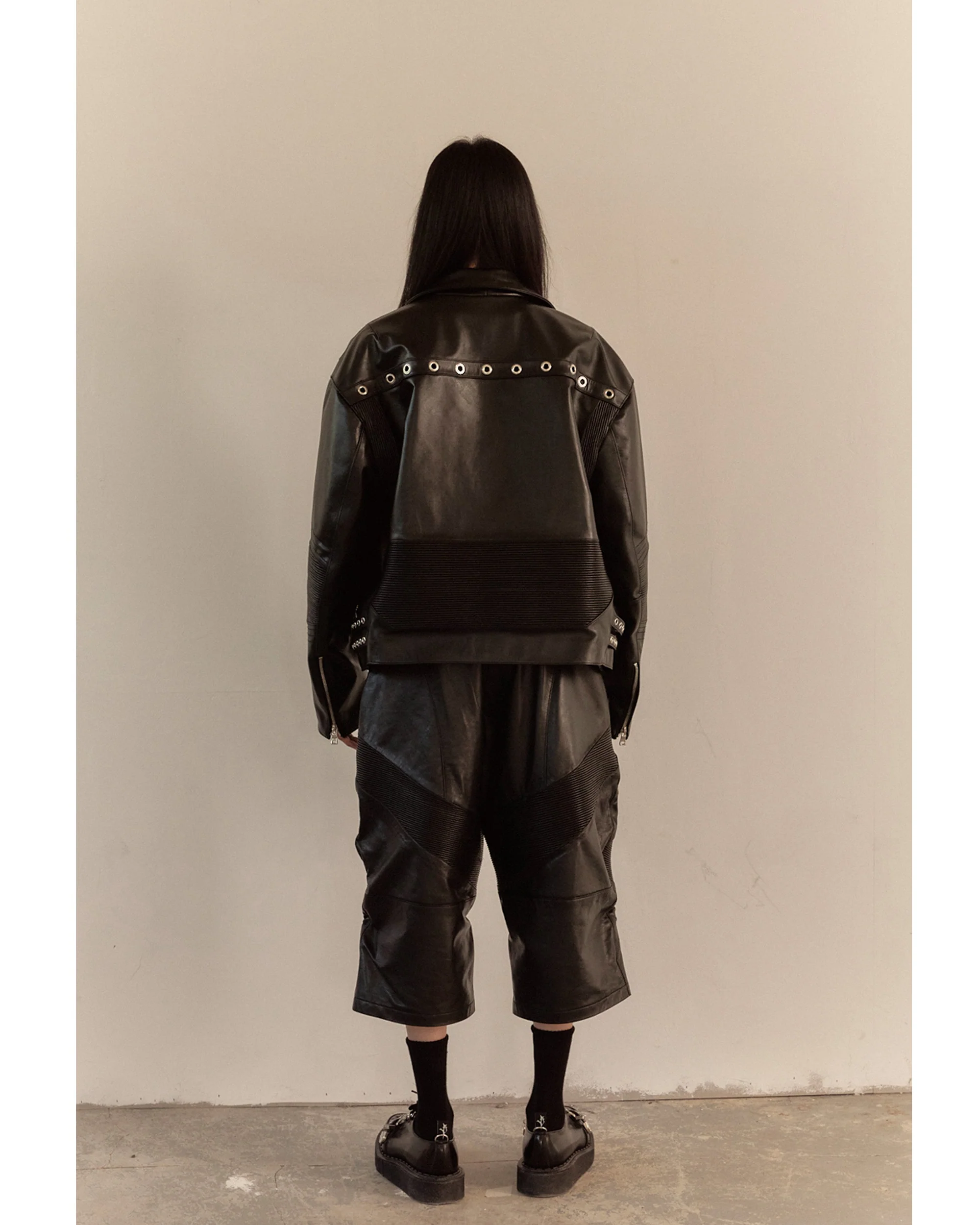 LEATHER BIKER HALF PANTS / BLACK - Image 4