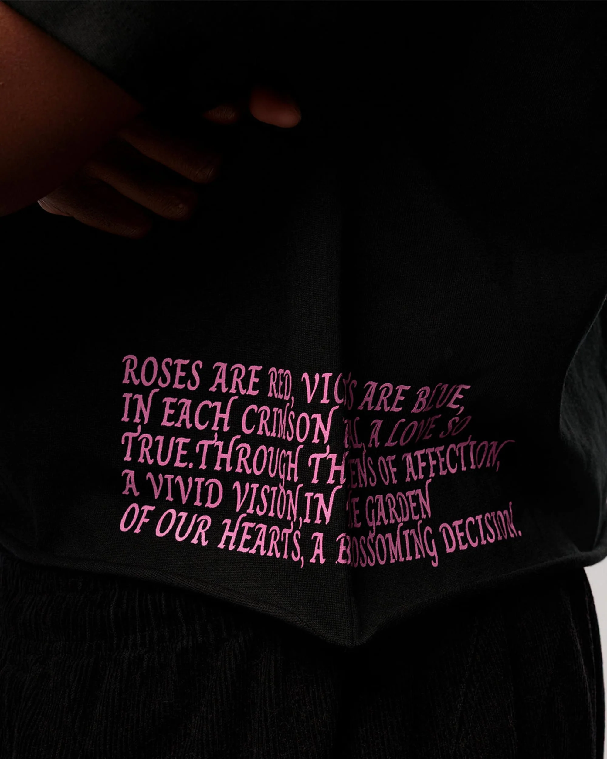 "LETTER TO YOUR HEART" BOXY TEE - BLACK - Image 5
