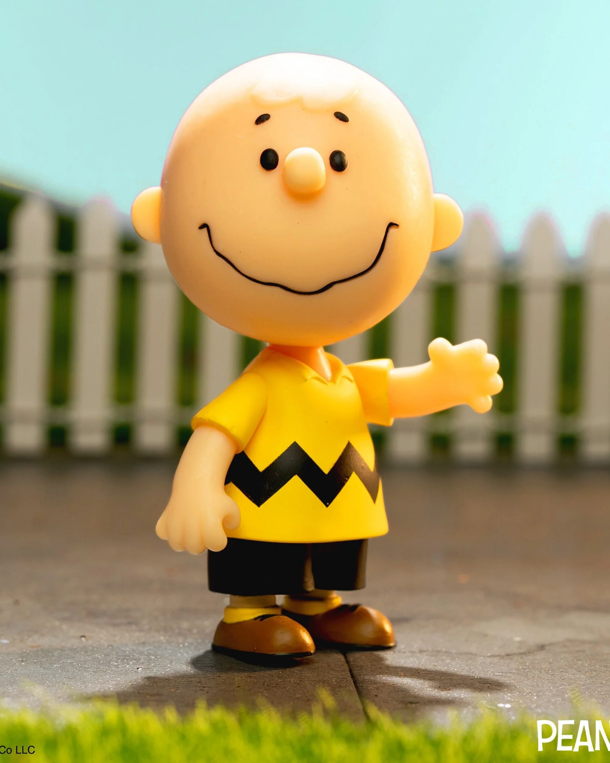 Peanuts ReAction Figures Wave 07 - Charlie Brown - Image 3
