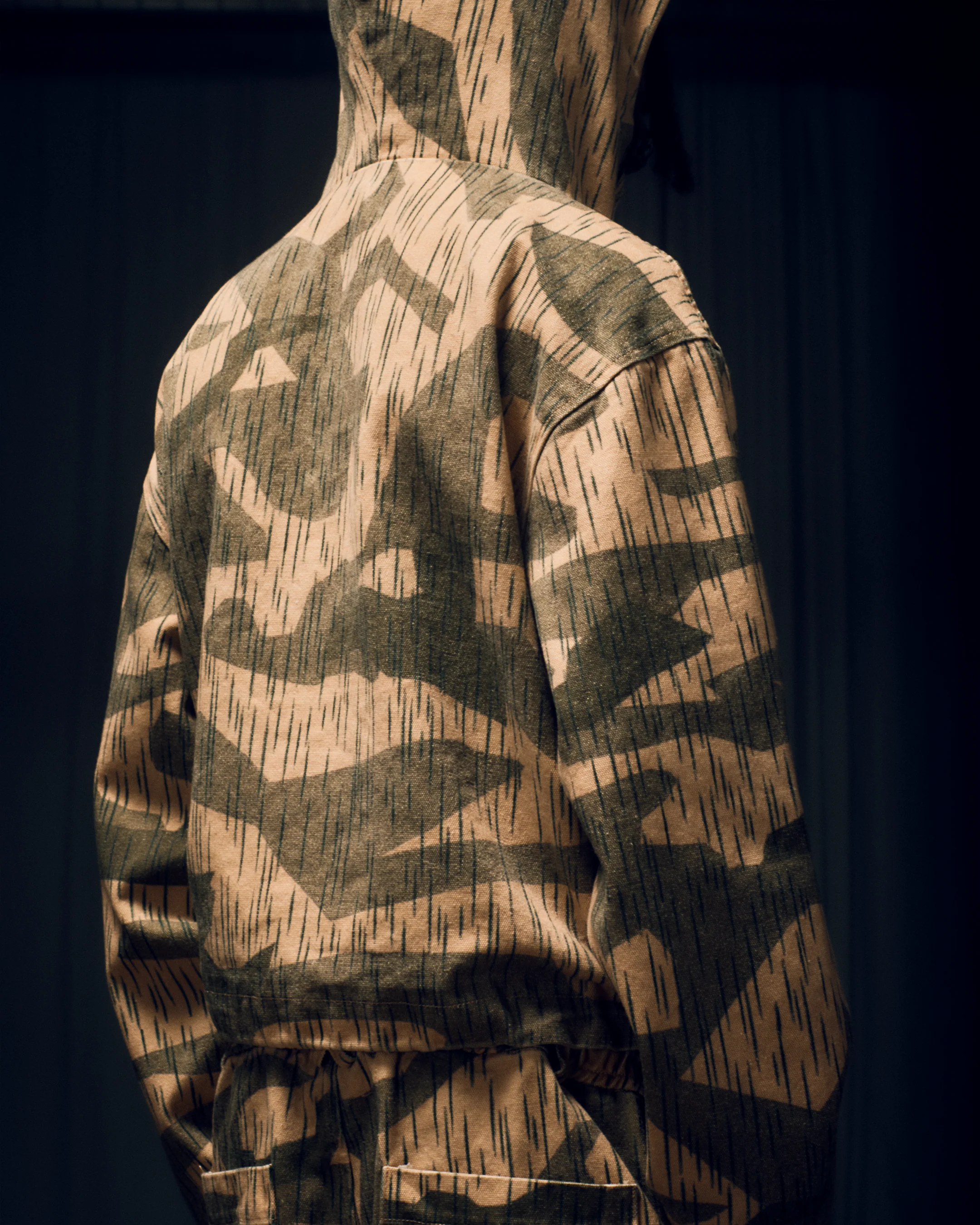 Smiling Welt Anorak - Image 10