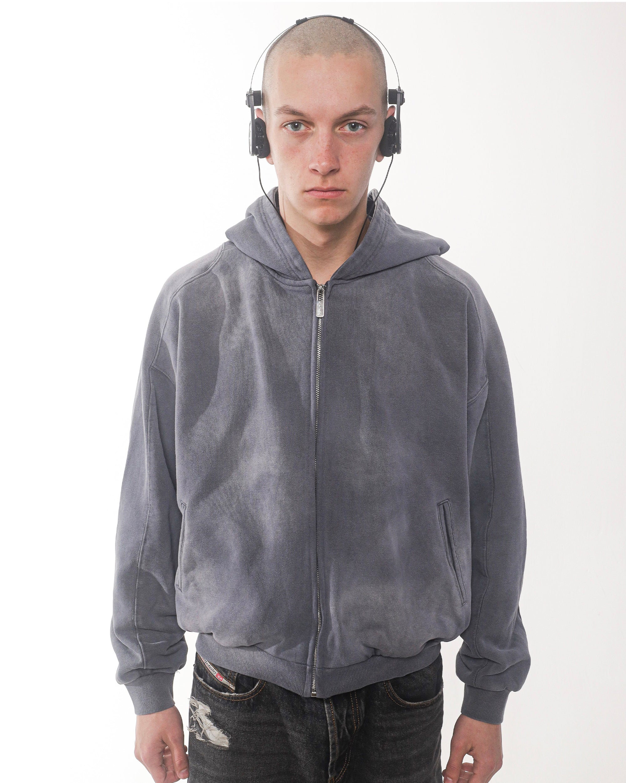 SUNFADED GRAY ZIP UP HOODIE - Image 2