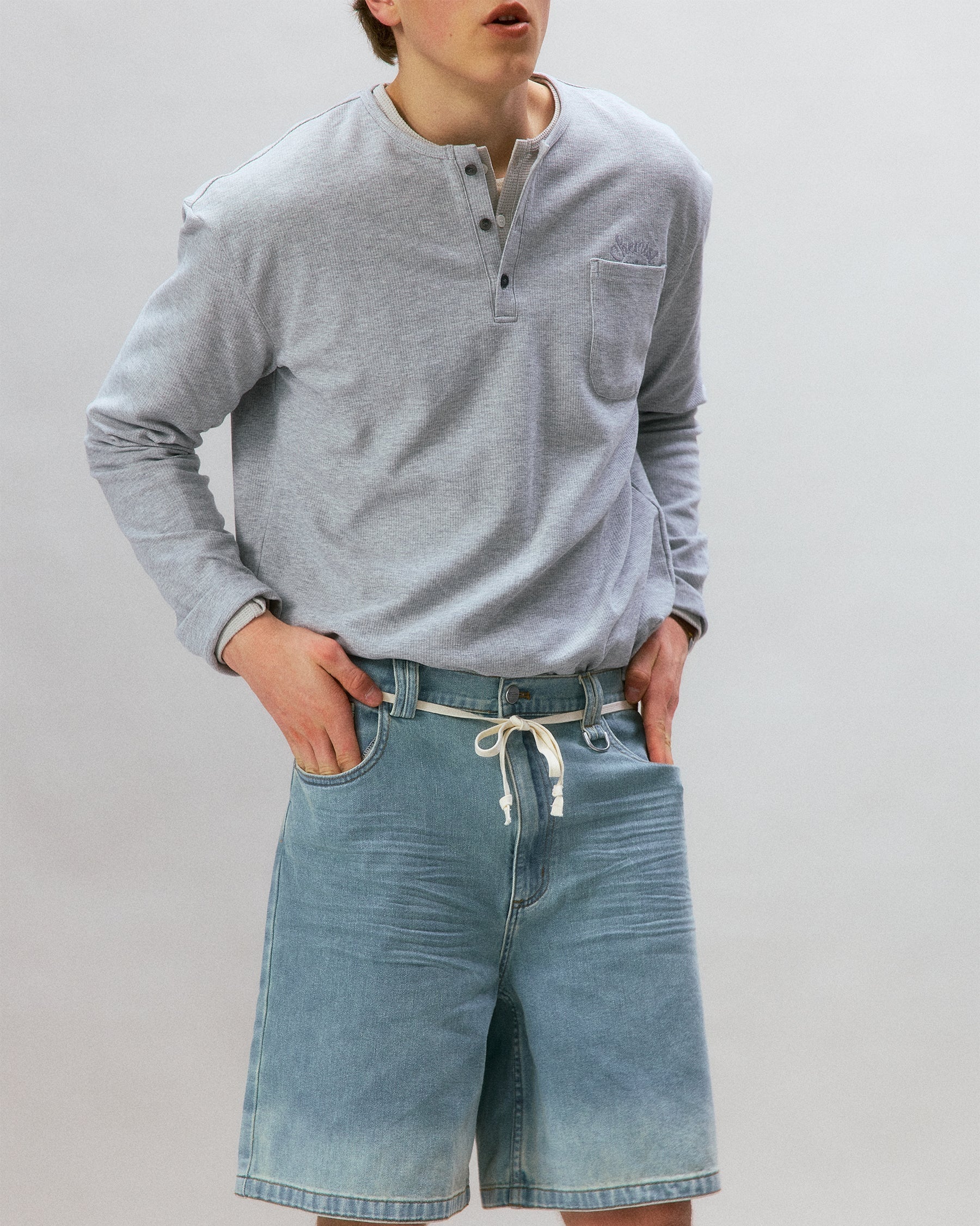 T4_GRY_LONGSLEEVES_250G - Image 5