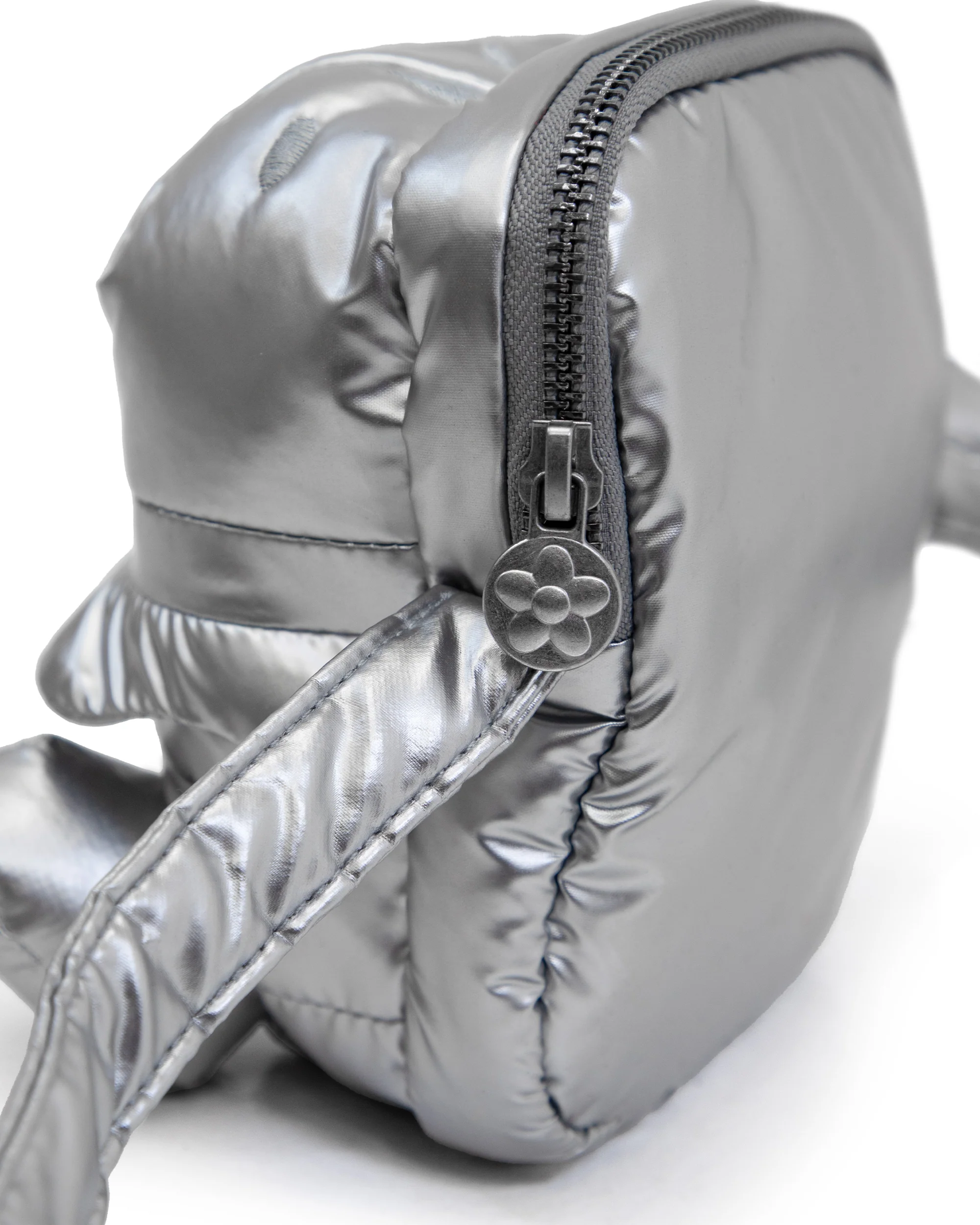 THUG CLUB x VANDYTHEPINK Burger Bag - Silver - Image 4